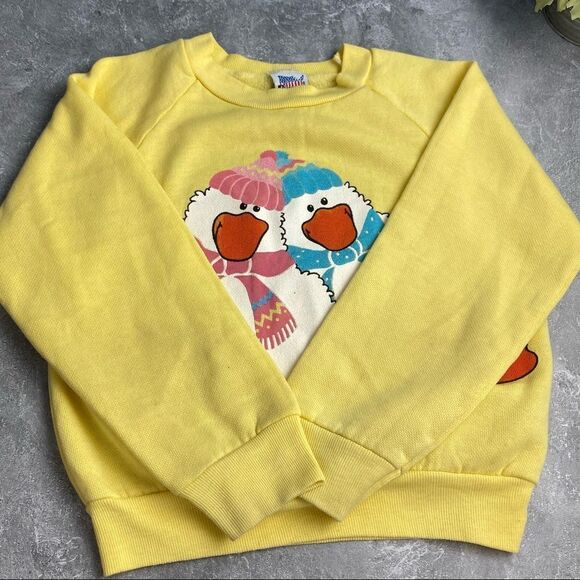 Vtg. 80s Jog Tog Yellow Graphic Geese Top Sz S - Picture 9 of 9